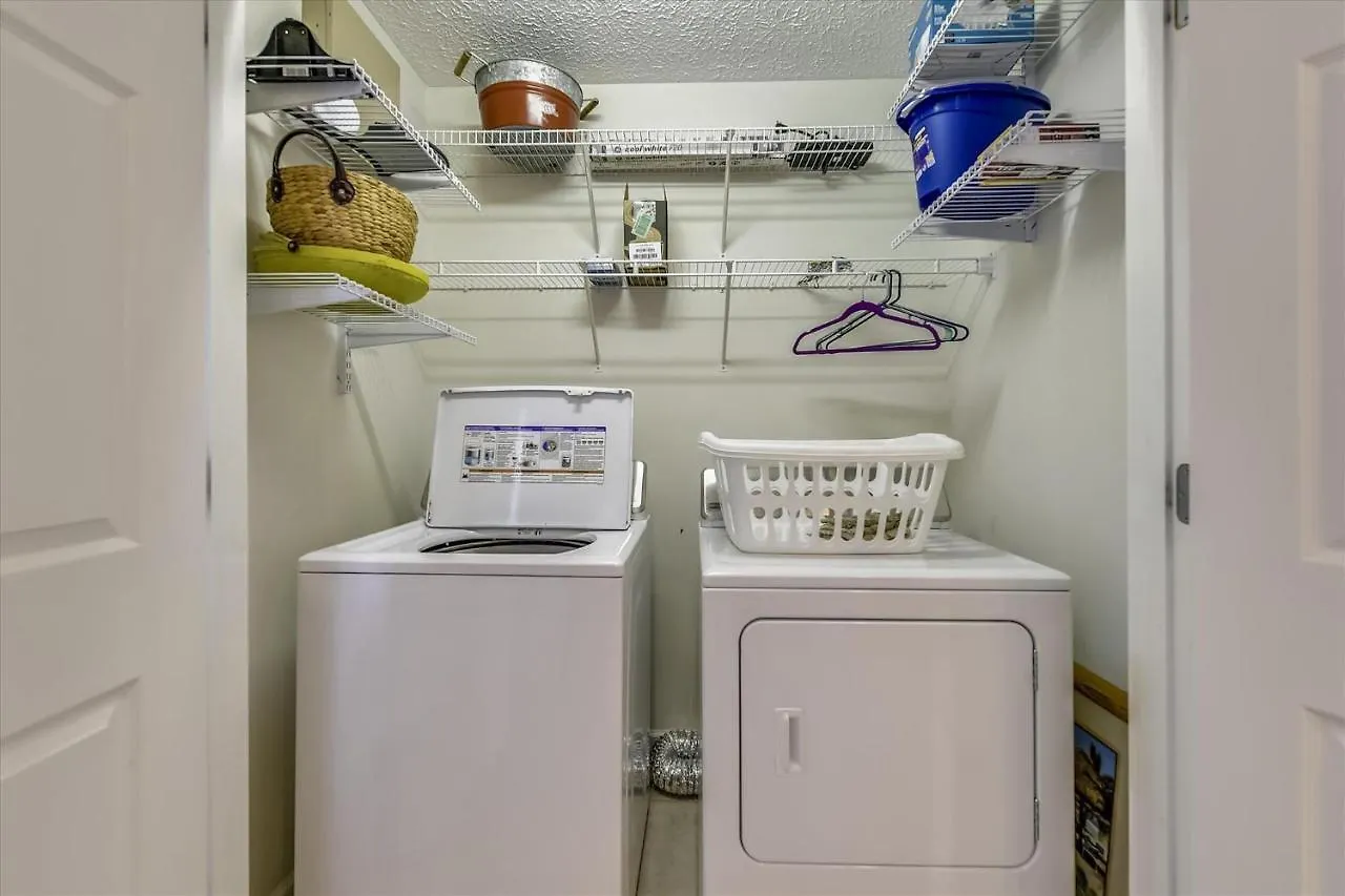 Charming 2 Bedroom Beach Cottage, Free Daily Activities Included, Sleeps 8, Quiet! Home Panama City Beach