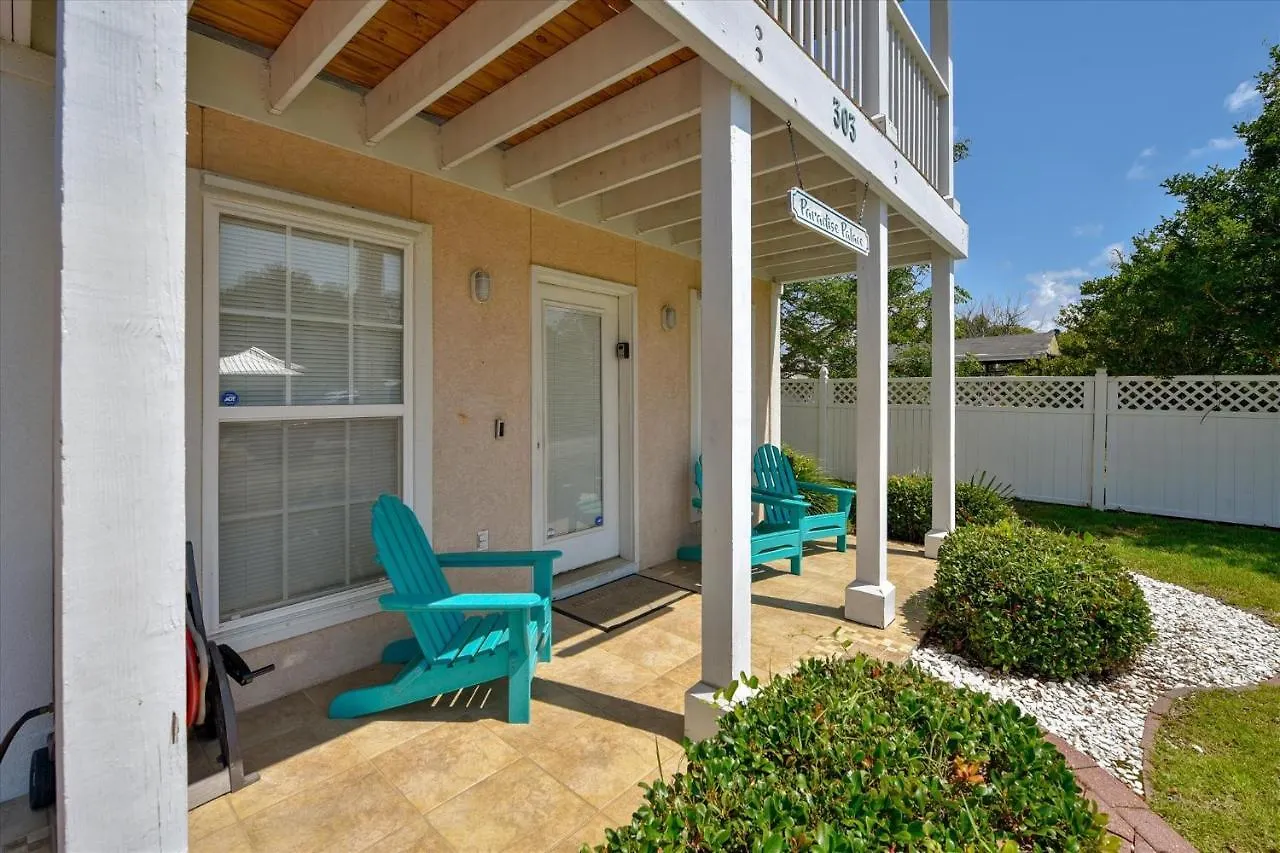 Charming 2 Bedroom Beach Cottage, Free Daily Activities Included, Sleeps 8, Quiet! Home Panama City Beach