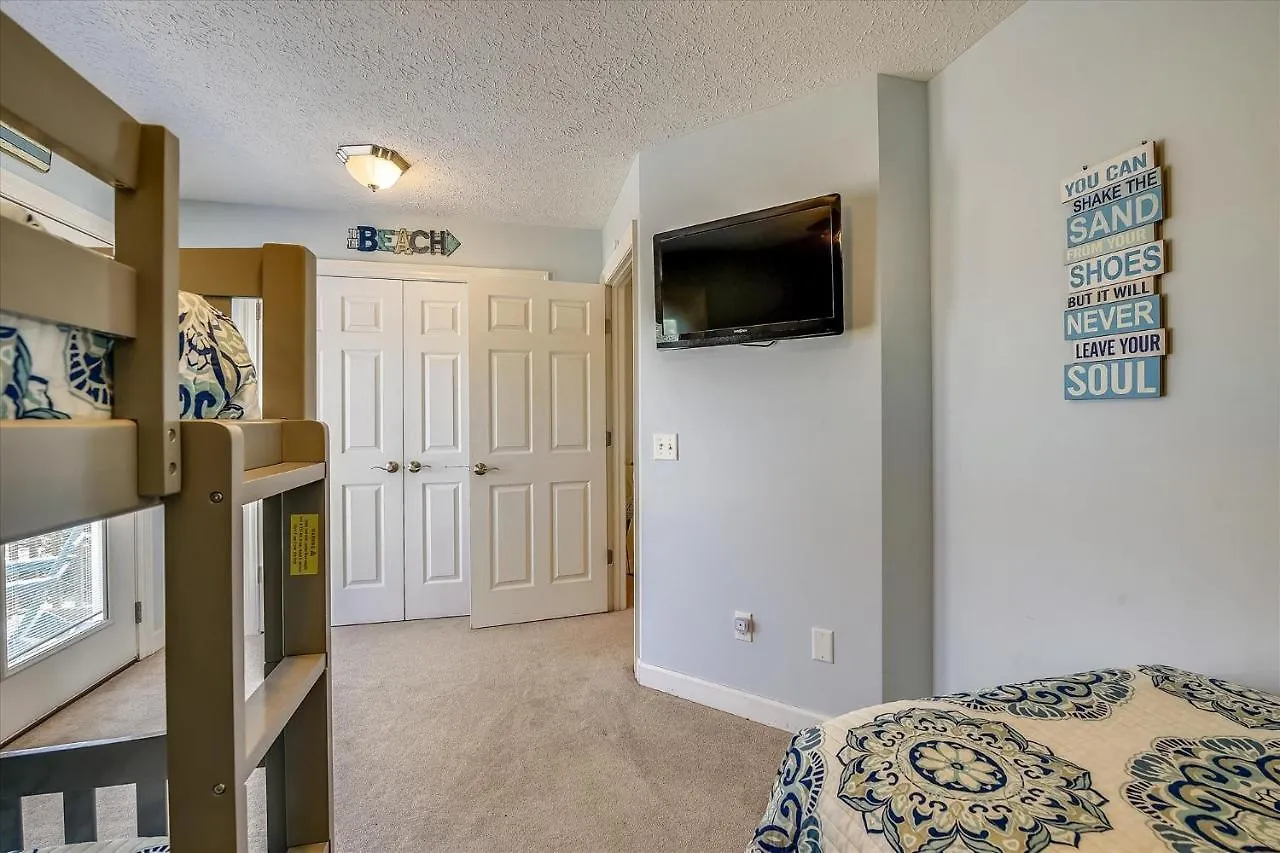 Charming 2 Bedroom Beach Cottage, Free Daily Activities Included, Sleeps 8, Quiet! Home Panama City Beach 0*,  United States
